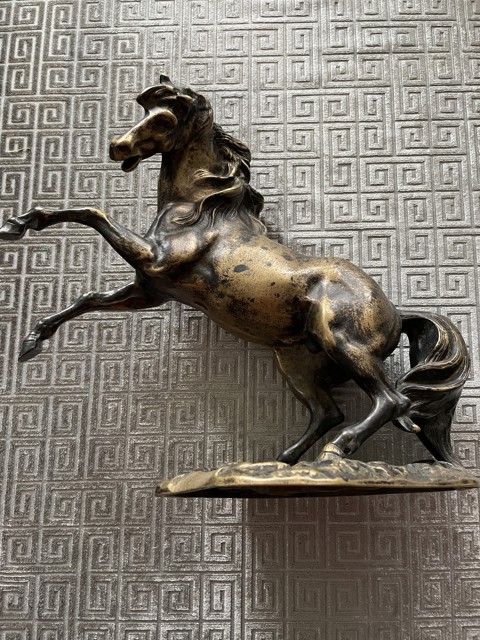 Beautiful bronze horse statue from the workshop of F.C. Woerffel, marked, turn of the 19th-20th century