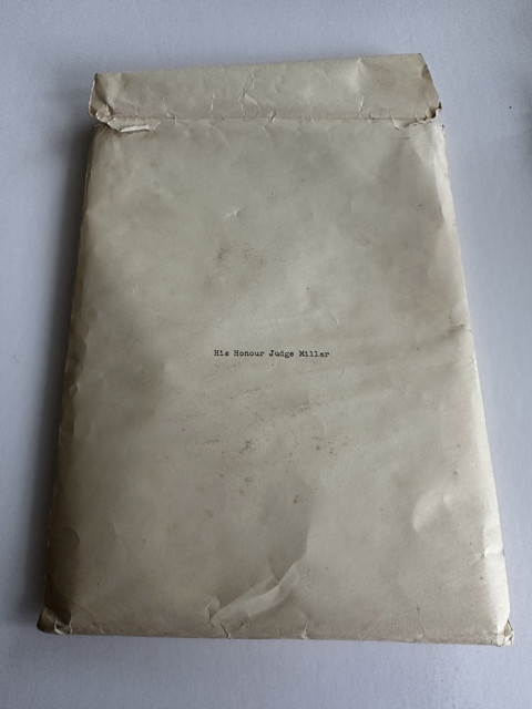 Complete coronation set 1953 – medal, palace letter, case and period sun compass - 11